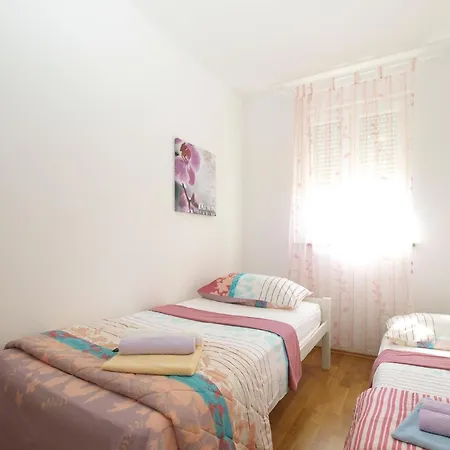 Fuer 4 Personen Ca 54 Qm In Fazana-surida, Istrien Istrische Riviera Apartment Valbandon