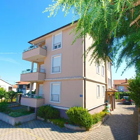 Fuer 4 Personen Ca 54 Qm In Fazana-surida, Istrien Istrische Riviera Apartment *