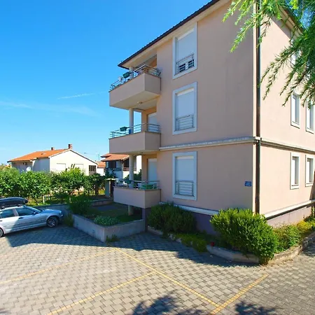 Fuer 4 Personen Ca 54 Qm In Fazana-surida, Istrien Istrische Riviera Apartment *